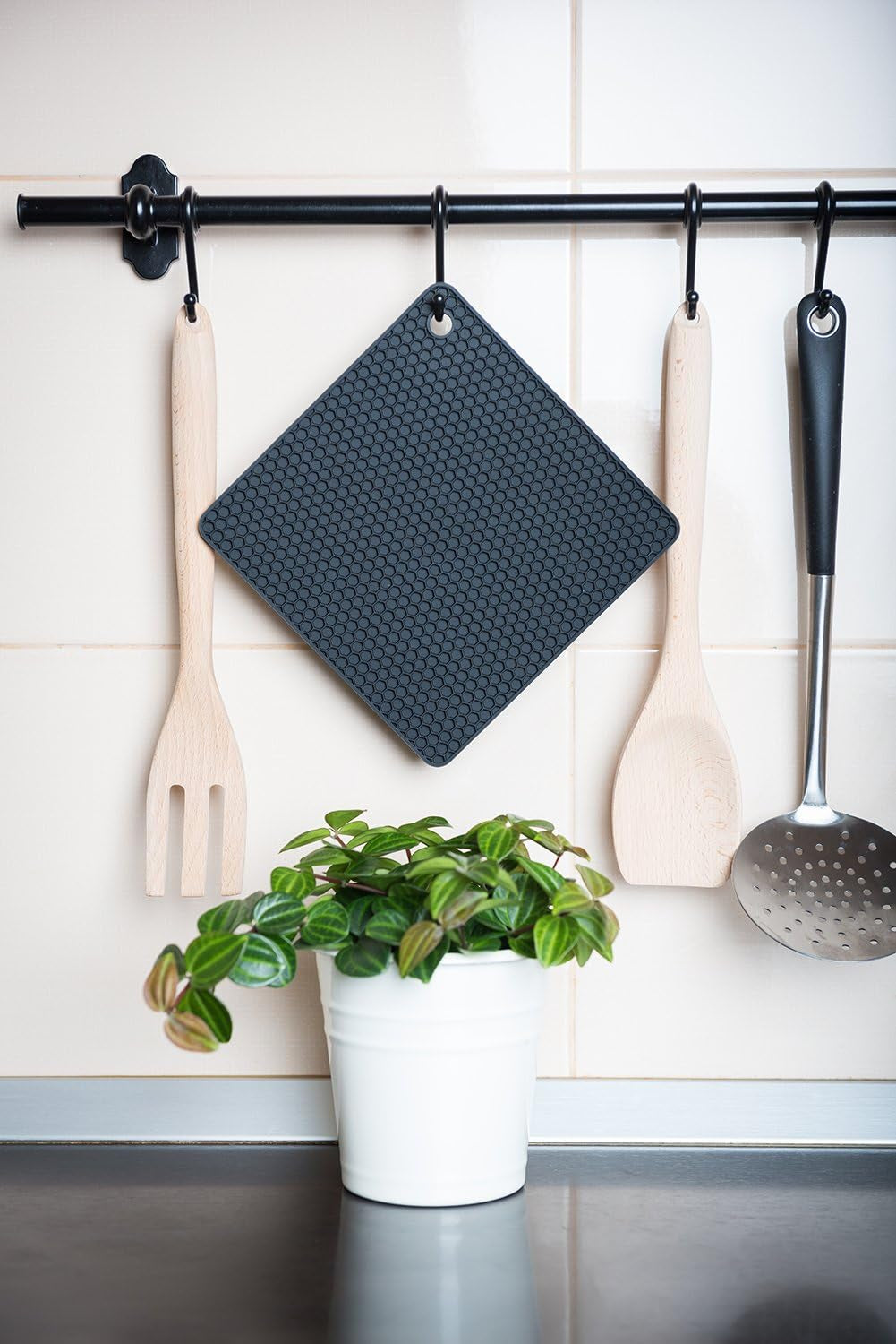Silicone Trivet for Hot Dishes. Silicone Pot Holders Are Heat Resistant Mats for Countertop up to 440°F, Multipurpose - Non Slip Jar Opener Hot Disher Spoon Rest Food Grade & BPA Free (Black)