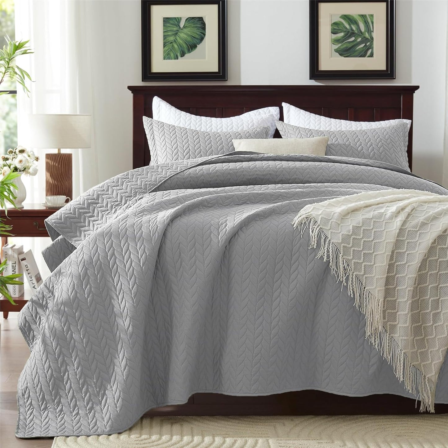 Queen Quilt Bedding Set, Lightweight Comforter Bedspreads Coverlets, Full Queen Size Quilt, Luxury Durable Quilted Stitching Bed Cover with 2 Shams All Season 3Pcs, Light Grey